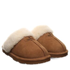 BearPaw Cream Fleece Lined Footwear